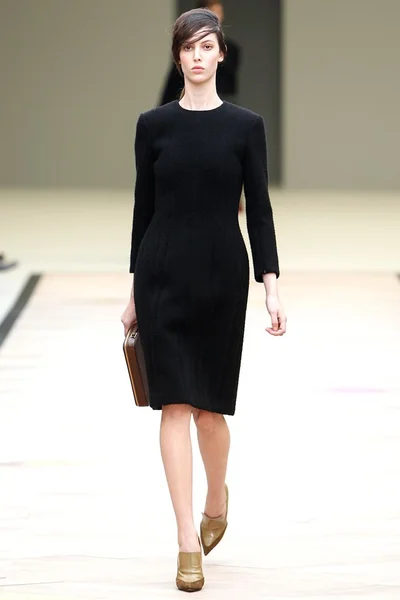 Look 27